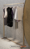 Adjustable clothes rack