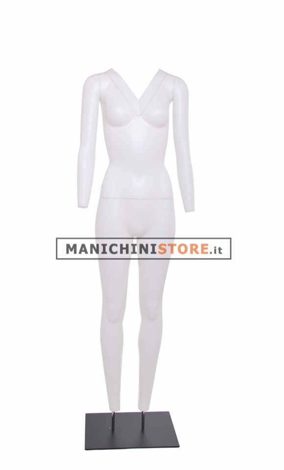 Mannequin woman photo internet/e-commerce